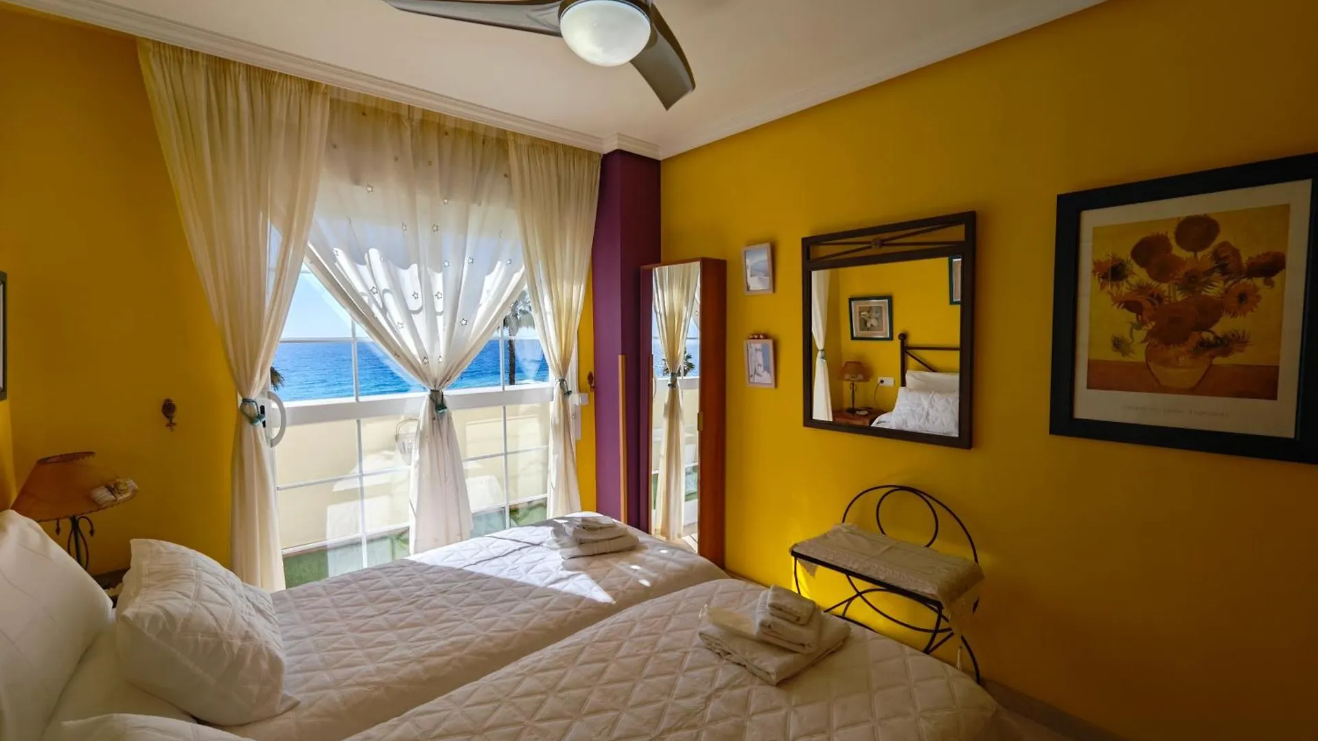 Tu Paraiso Frente Al Mar Atico En Benalmadena 0*,  Spain